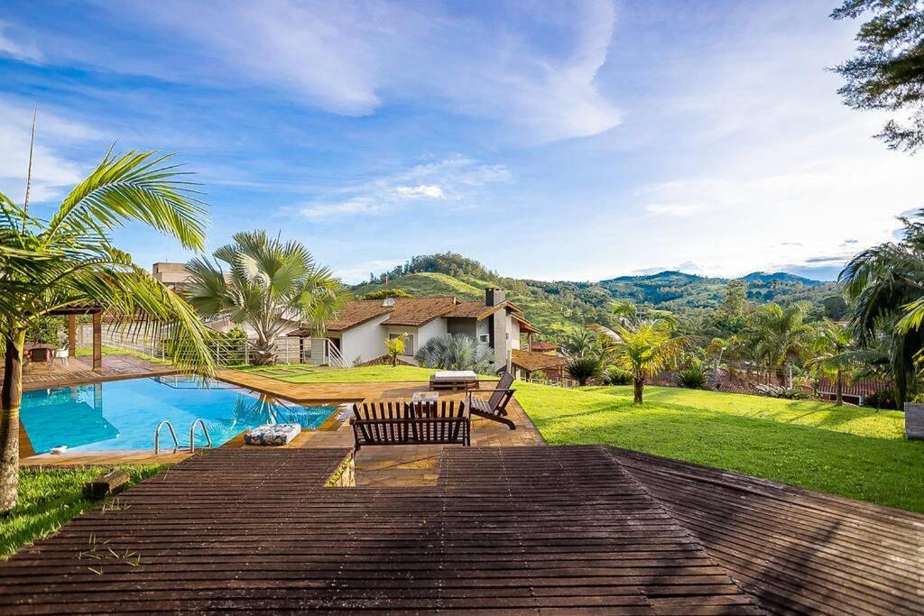 Casa 996 Condominio Fazenda Orypaba モンテ・アレーグレ・ド・スー エクステリア 写真