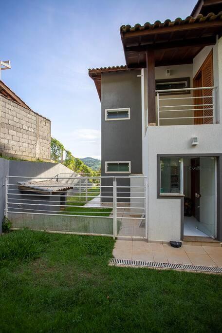 Casa 996 Condominio Fazenda Orypaba モンテ・アレーグレ・ド・スー エクステリア 写真