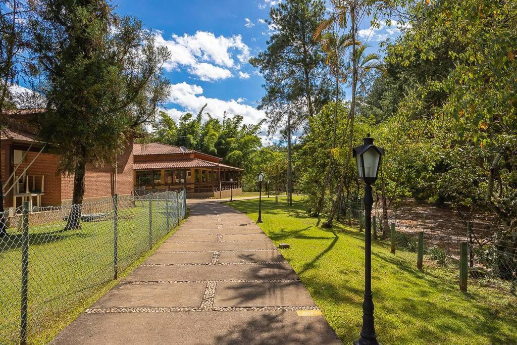 Casa 996 Condominio Fazenda Orypaba モンテ・アレーグレ・ド・スー エクステリア 写真