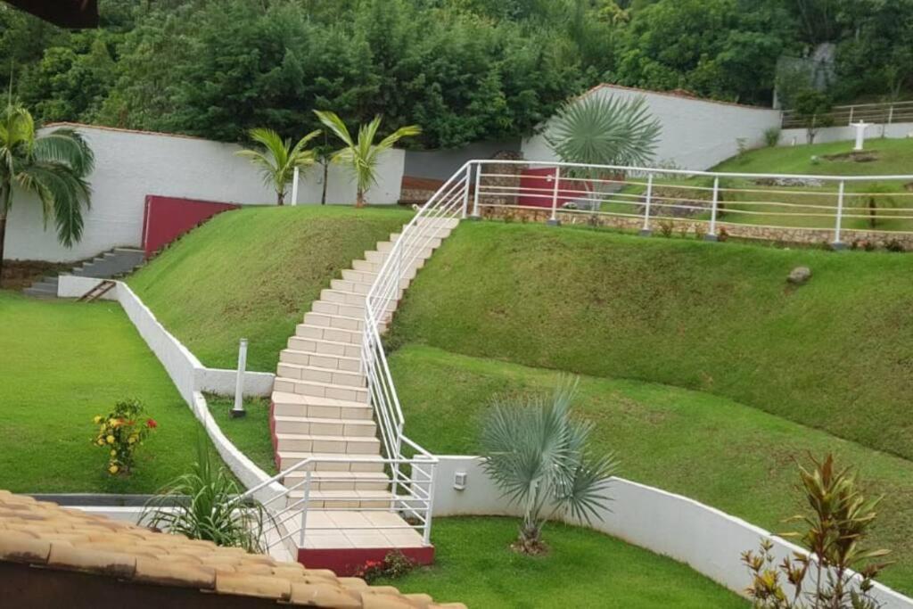 Casa 996 Condominio Fazenda Orypaba モンテ・アレーグレ・ド・スー エクステリア 写真